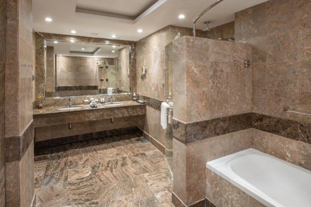 Millennium Makkah Al Naseem La Meca Exterior foto Bathroom