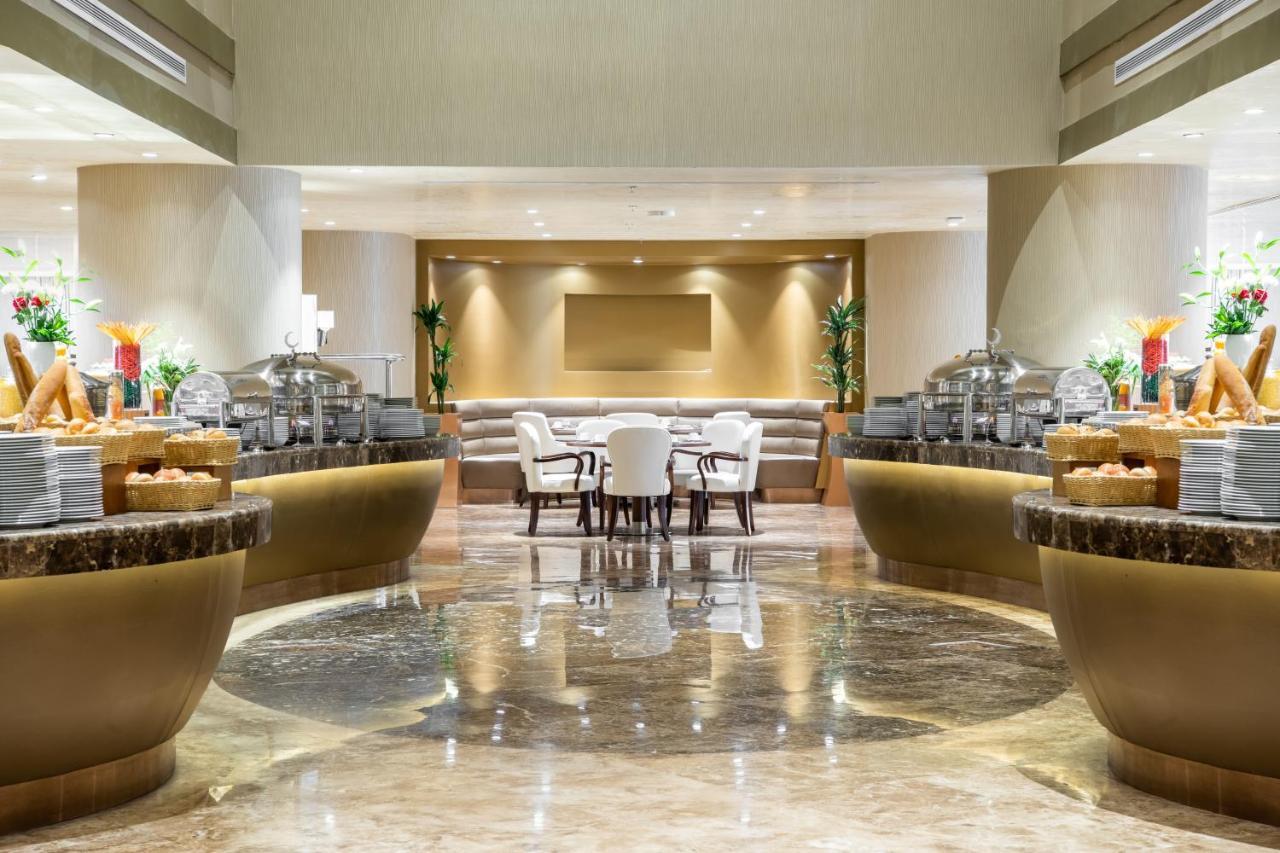 Millennium Makkah Al Naseem La Meca Exterior foto Interior of a luxury hotel